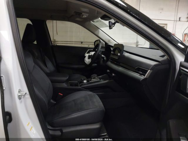 2023 MITSUBISHI OUTLANDER JA4J4UA8XPZ054829 Photo 4