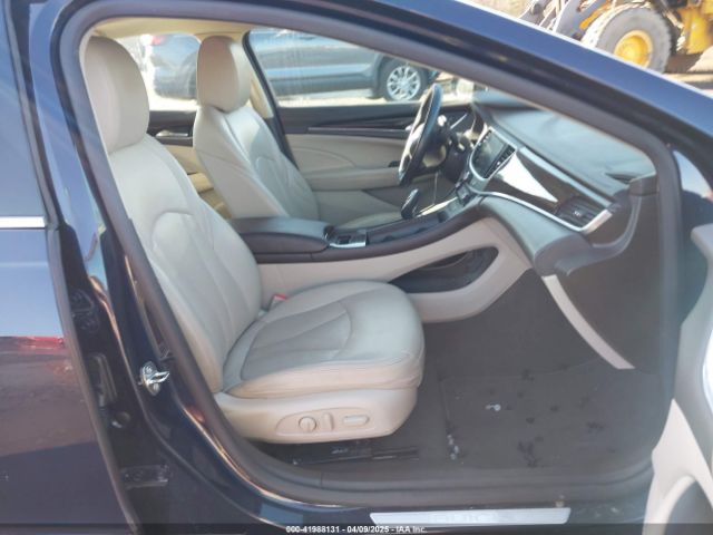 1G4ZP5SS4HU126375 Buick Lacrosse Essence