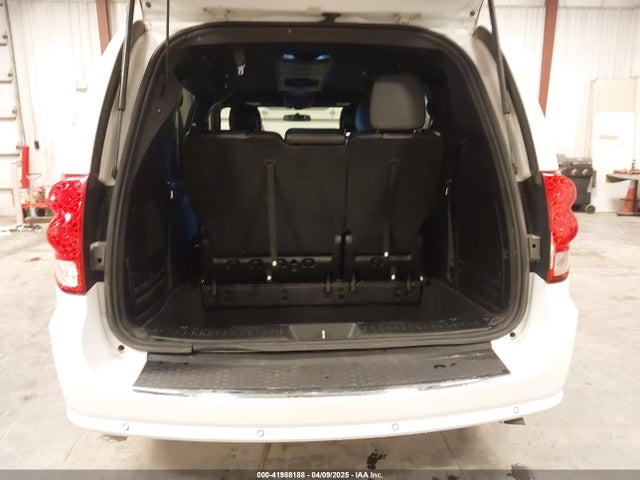 2C4RDGEG7GR339431 Dodge Grand Caravan R/t