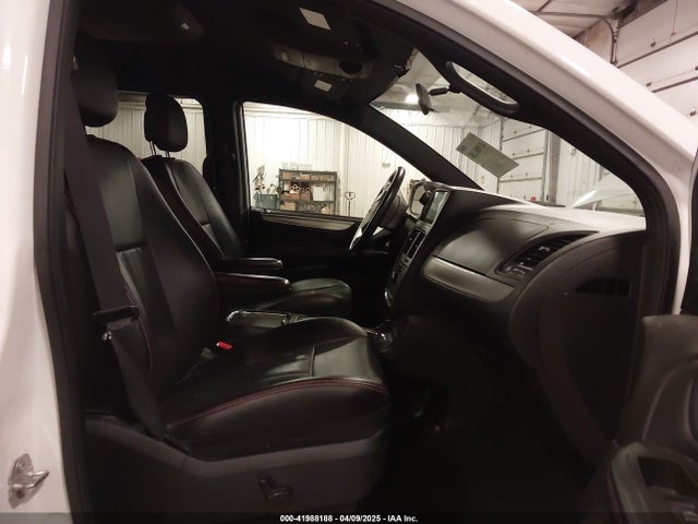 2C4RDGEG7GR339431 Dodge Grand Caravan R/t