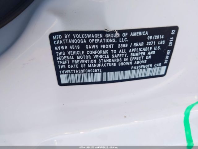 1VWBT7A33FC002072 Volkswagen Passat 1.8t Se