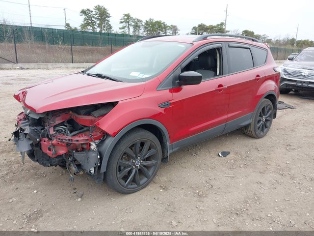 1FMCU9G9XHUD99347 Ford ESCAPE SE