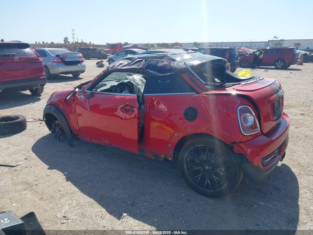 2012 MINI COOPER S WMWSX3C50CT155497 Photo 2