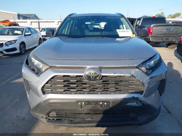 JTMH1RFV8KD506999 Toyota RAV4 LE