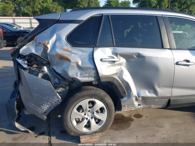 JTMH1RFV8KD506999 Toyota RAV4 LE