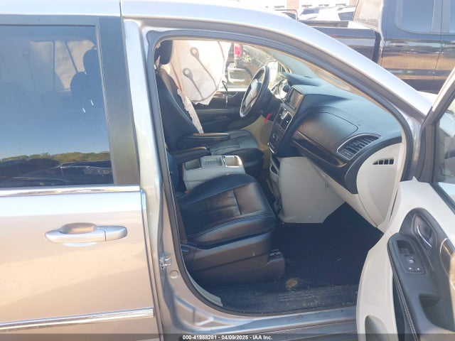 2C4RC1BG9FR715307 Chrysler Town & Country Touring