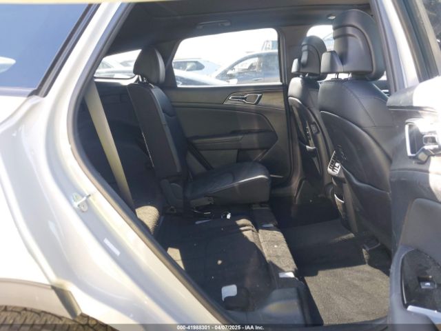 5XYK7CAF6PG028866 KIA Sportage X-pro