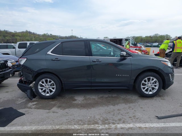 3GNAXJEV0JS579163 Chevrolet EQUINOX LT