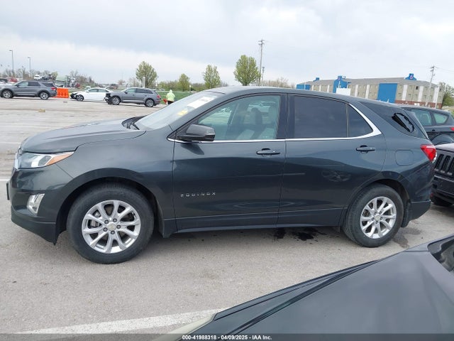 3GNAXJEV0JS579163 Chevrolet EQUINOX LT