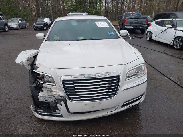 2C3CCAAG5EH128036 Chrysler 300