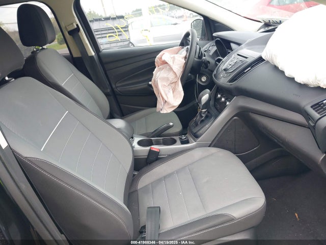 1FMCU0GX4FUC32490 Ford ESCAPE SE