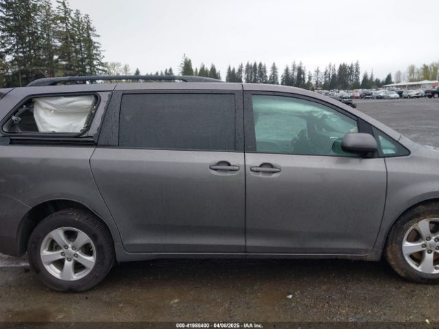 5TDKK3DC3FS635681 Toyota Sienna Le 8 Passenger