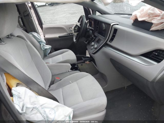 5TDKK3DC3FS635681 Toyota Sienna Le 8 Passenger