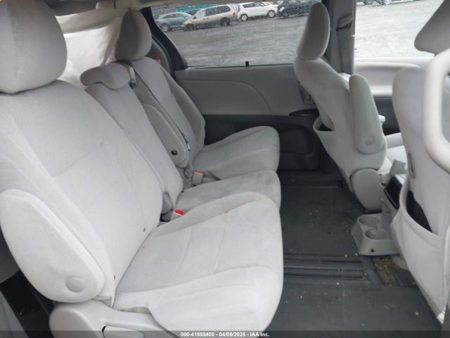 5TDKK3DC3FS635681 Toyota Sienna Le 8 Passenger