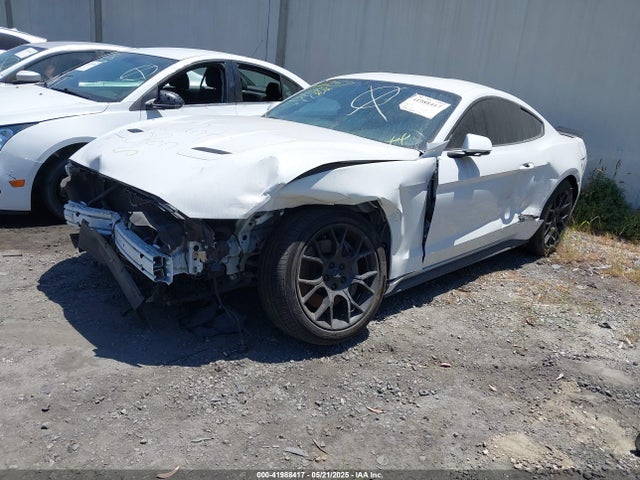 Ford Mustang Ecoboost 2018 1FA6P8TH3J5108841 Image 2