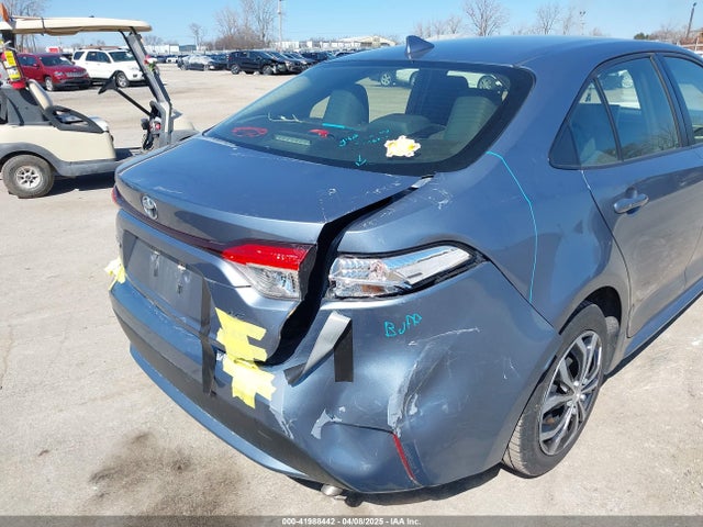 JTDEPRAE7LJ042406 Toyota COROLLA LE