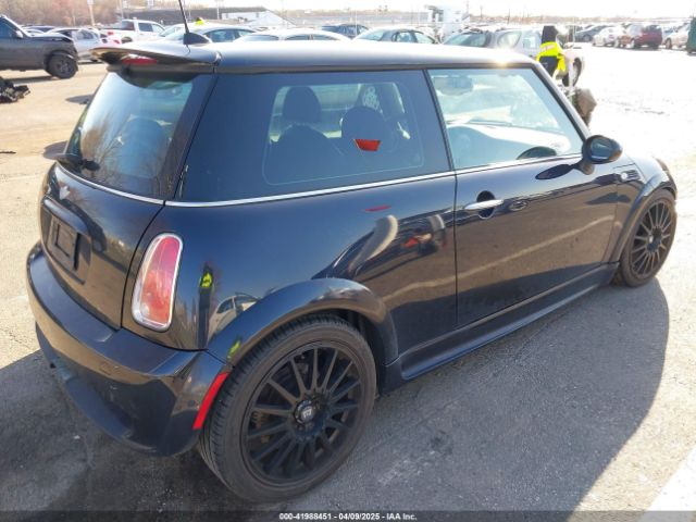 2006 MINI COOPER S WMWRE33526TL24203 Photo 3