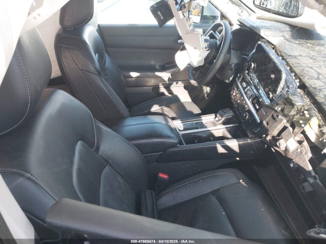 5N1DR3CB0NC217264 Nissan Pathfinder Sl 2wd
