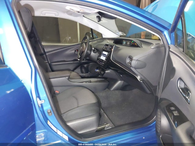 JTDL9MFU9N3033010 Toyota Prius Le Awd-e