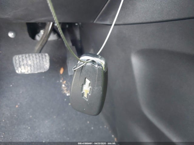 2GNAXKEV2K6299413 Chevrolet EQUINOX LT