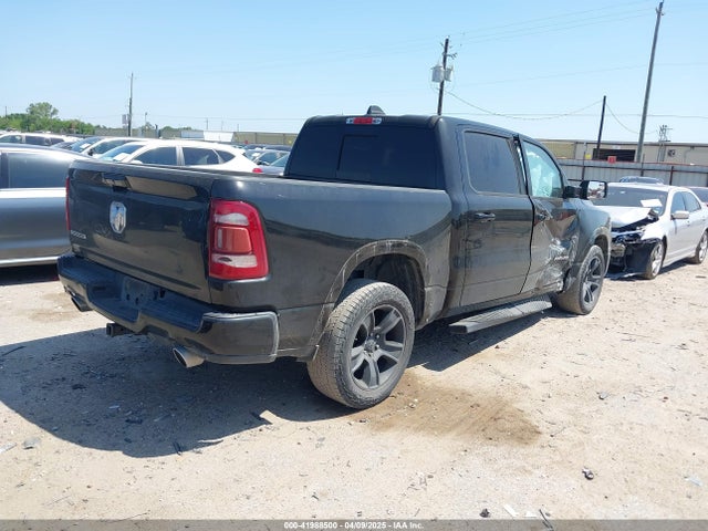1C6RREJT9KN558591 RAM 1500 Laramie  4x2 5'7 Box