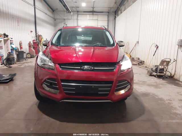 1FMCU0GX5GUA10221 Ford ESCAPE SE