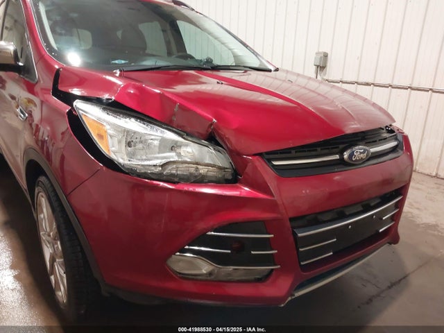 1FMCU0GX5GUA10221 Ford ESCAPE SE