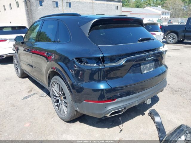 2023 PORSCHE CAYENNE WP1AA2AY1PDA09888 Photo 2