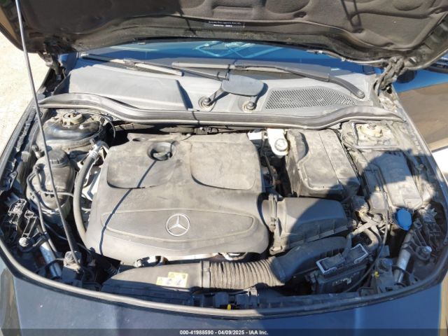 WDDSJ4GB0JN548594 Mercedes-Benz CLA 250 4MATIC