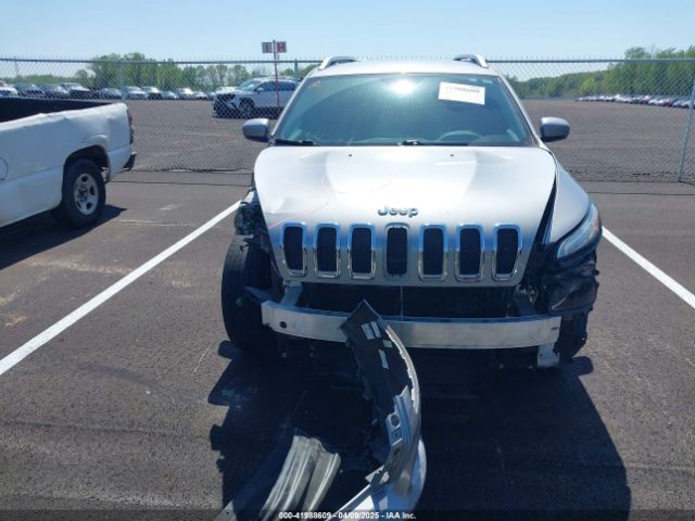 1C4PJLDB4HW517979 Jeep Cherokee Limited Fwd