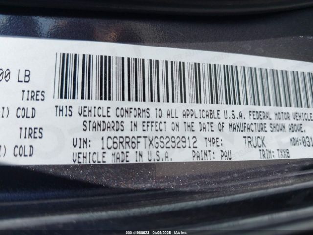 2016 RAM 1500 1C6RR6FTXGS292912 Photo 8