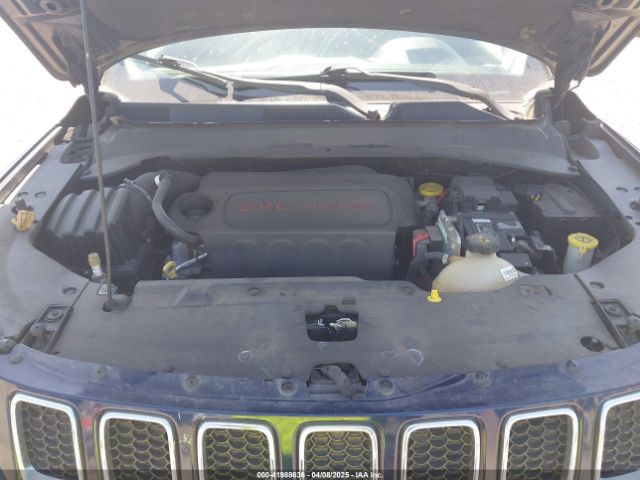 3C4NJCBB6JT102426 Jeep Compass Latitude Fwd