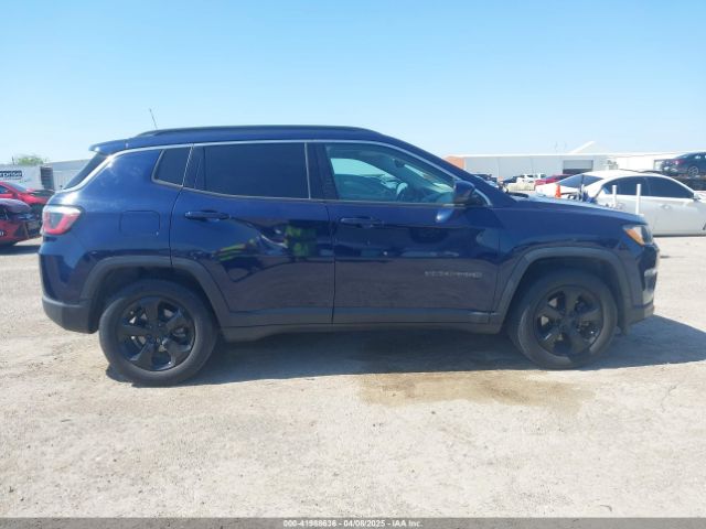 3C4NJCBB6JT102426 Jeep Compass Latitude Fwd