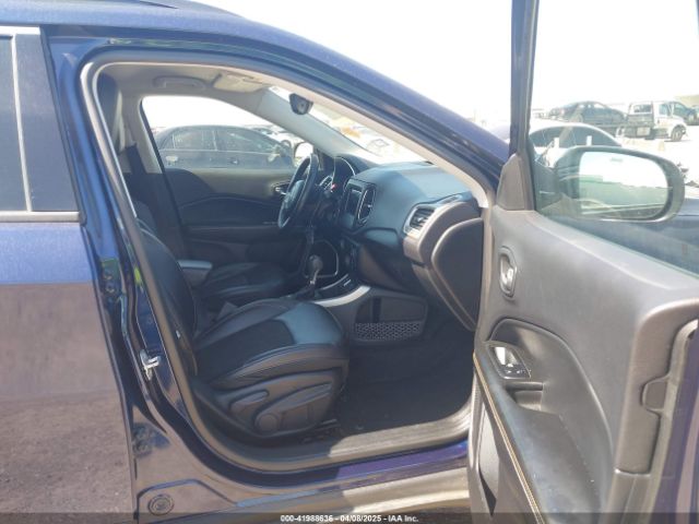 3C4NJCBB6JT102426 Jeep Compass Latitude Fwd