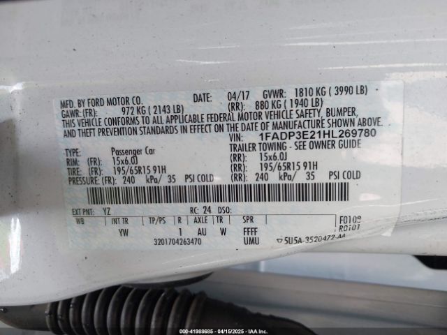 1FADP3E21HL269780 Ford FOCUS S