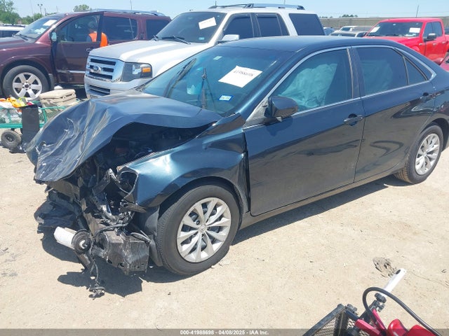 Toyota CAMRY LE 2016 4T4BF1FK3GR535768 Image 2