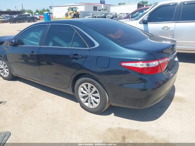 Toyota CAMRY LE 2016 4T4BF1FK3GR535768 Image 3