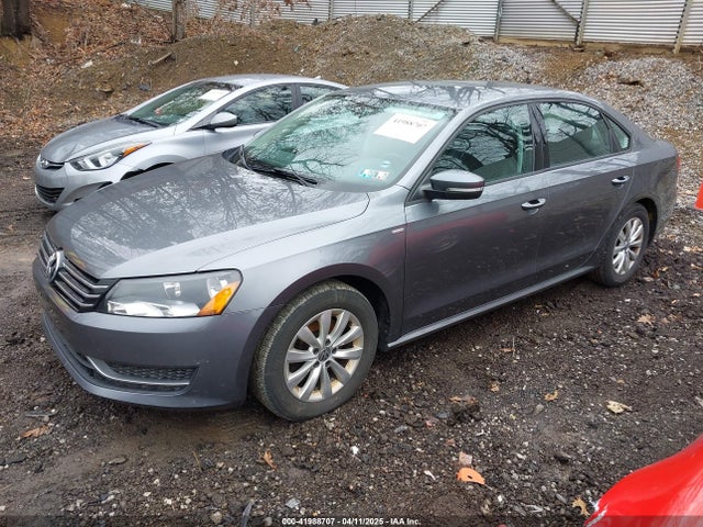 1VWAT7A34FC047968 Volkswagen Passat 1.8t Wolfsburg Edition