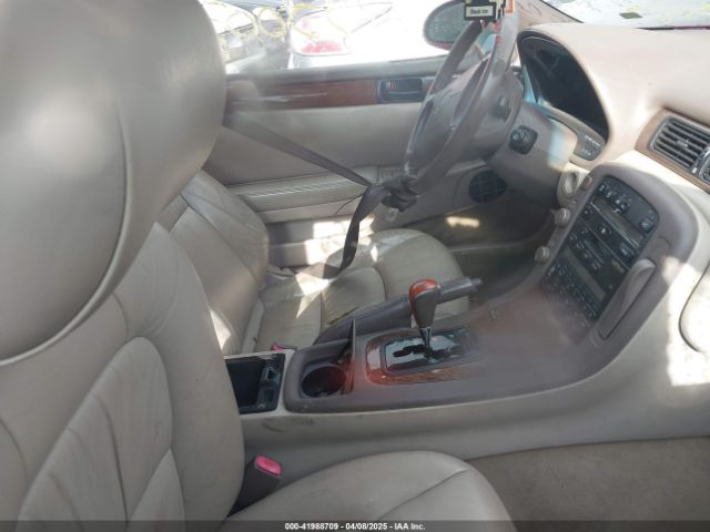 1998 LEXUS SC 300 JT8CD32Z1W1002727 Photo 4