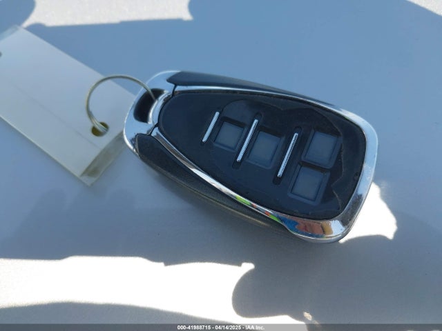 1G1ZD5ST1KF154001 Chevrolet MALIBU LT