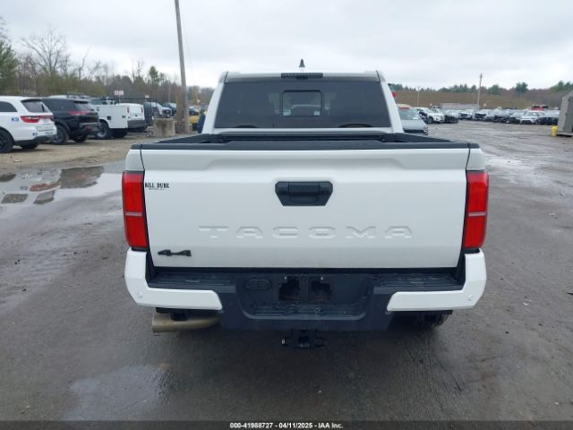 3TMLB5JN6RM068697 Toyota Tacoma Trd Sport 4wd