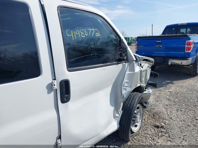 1GAZGPFG8L1152065 Chevrolet Express Passenger Rwd 3500 Extended Wheelbase Lt