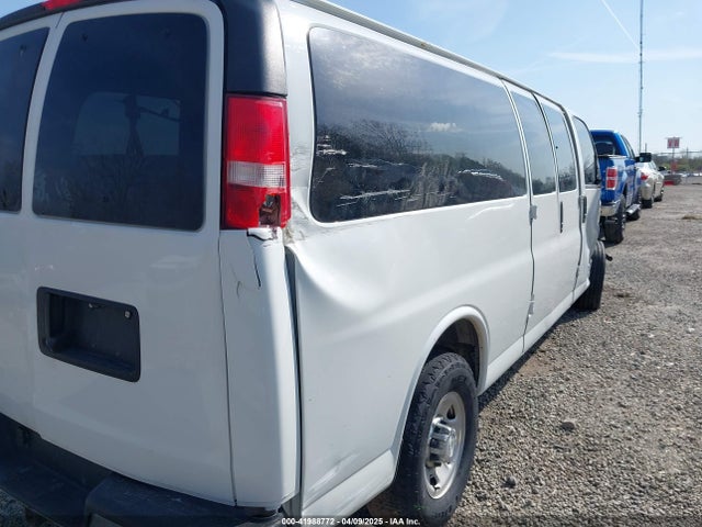 1GAZGPFG8L1152065 Chevrolet Express Passenger Rwd 3500 Extended Wheelbase Lt