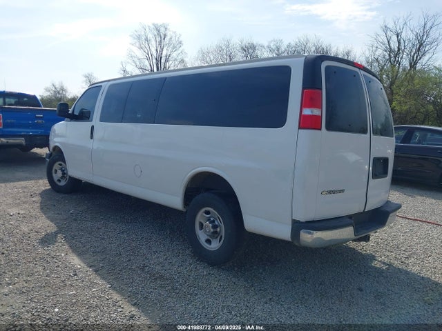 1GAZGPFG8L1152065 Chevrolet Express Passenger Rwd 3500 Extended Wheelbase Lt