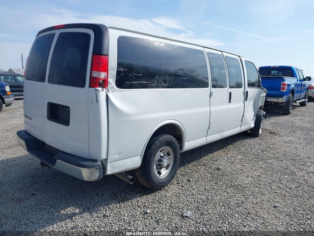1GAZGPFG8L1152065 Chevrolet Express Passenger Rwd 3500 Extended Wheelbase Lt