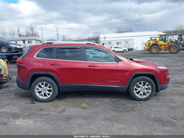 1C4PJMCB8FW674578 Jeep Cherokee Latitude