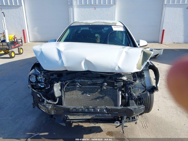 5NPE34AF1JH598725 Hyundai SONATA SEL