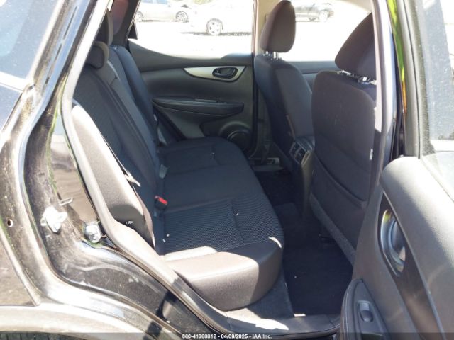 JN1BJ1CP8KW220347 Nissan Rogue Sport S