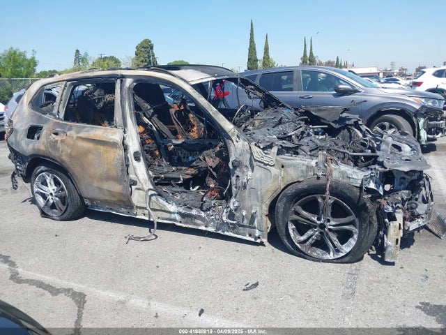 5UXTY5C00M9H28905 BMW X3