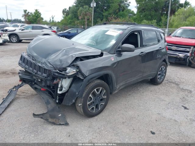 3C4NJDDB0KT799869 Jeep Compass Trailhawk 4x4